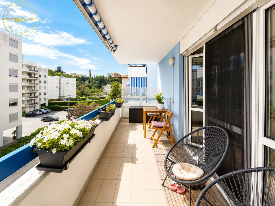 SPAZIOSO 4.5 LOCALI CON BALCONE A MORBIO INFERIORE