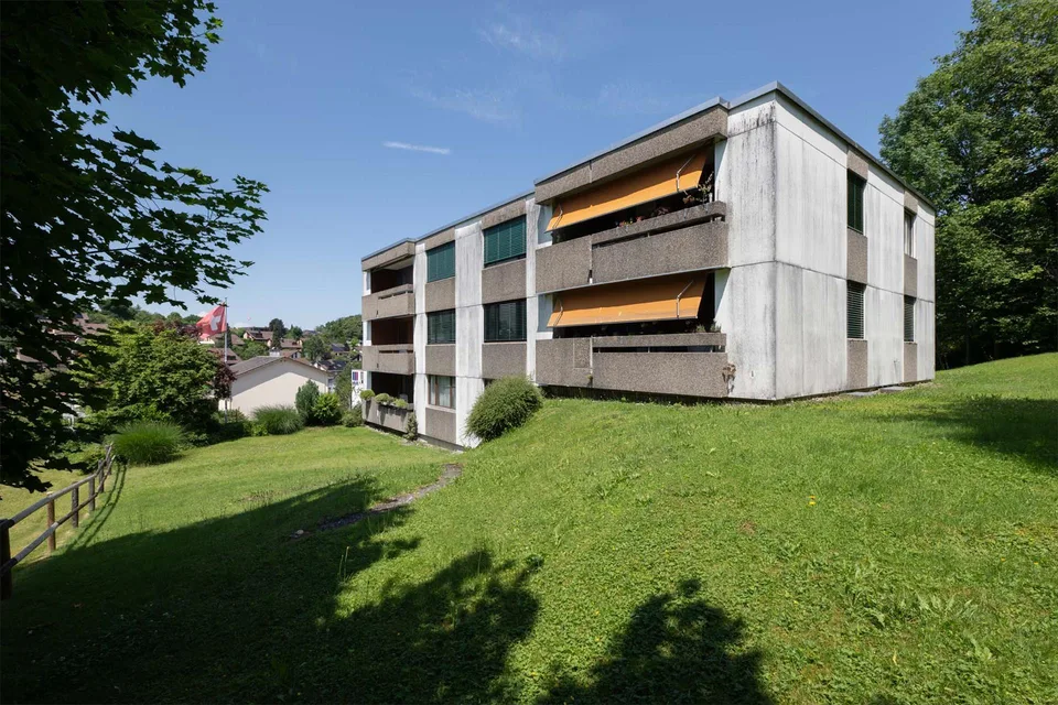 Sonnige 4.5 Zimmer Wohnung an ruhiger Lage