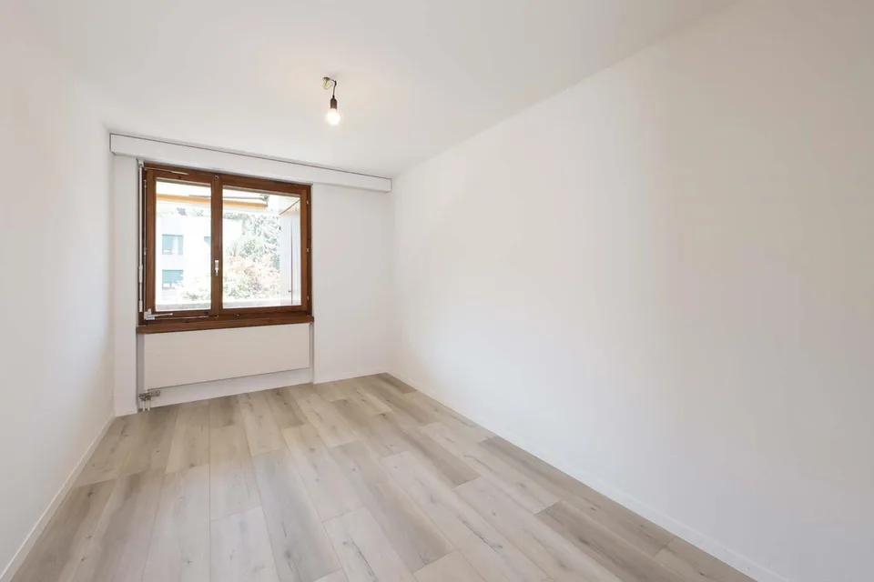 Appartamento soleggiato di 4.5 locali con garage spazioso, alto e lungo – foto 9 di 12