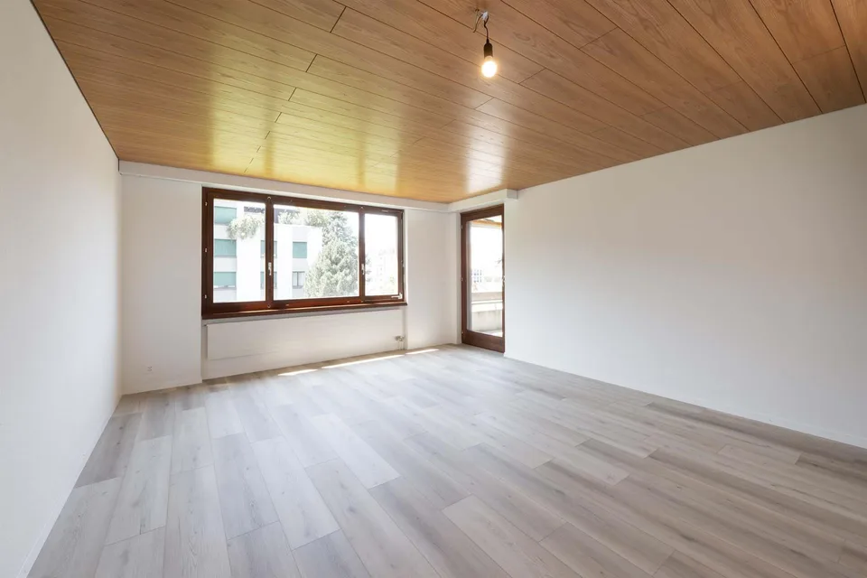 Sonnige 4.5 Zimmer Wohnung an ruhiger Lage