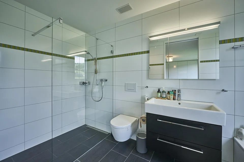 Grosszügige 4.5 Zimmer Wohnung an idealer Lage
