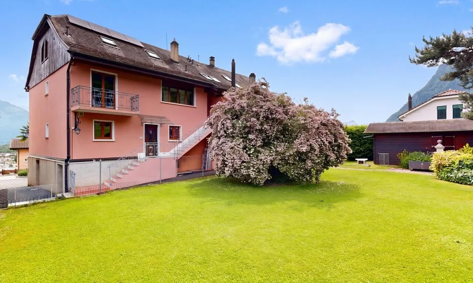 Le Bouveret : Maison plurifamiliale - Charme villageois et vue