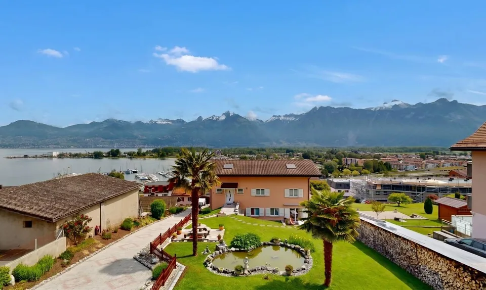 Le Bouveret : Maison plurifamiliale - Charme villageois et vue