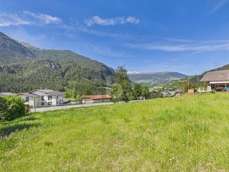 SONNIGE AUSSICHTSLAGE MIT BERGPANORAMA