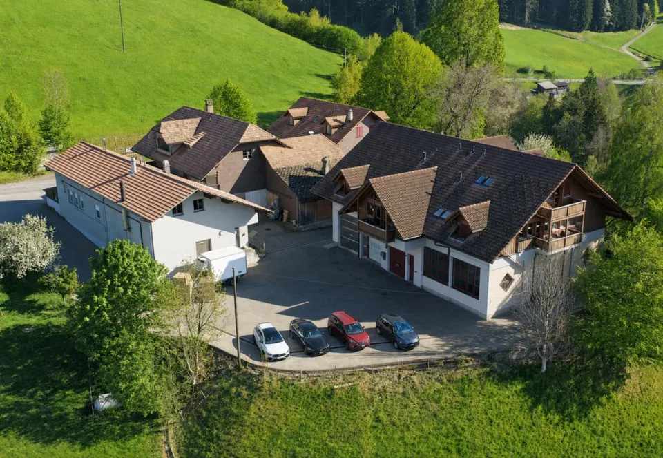 Wohn- und Geschäftshaus mit langfristigem Mietvertrag
