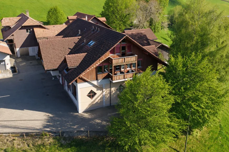Wohn- und Geschäftshaus mit langfristigem Mietvertrag