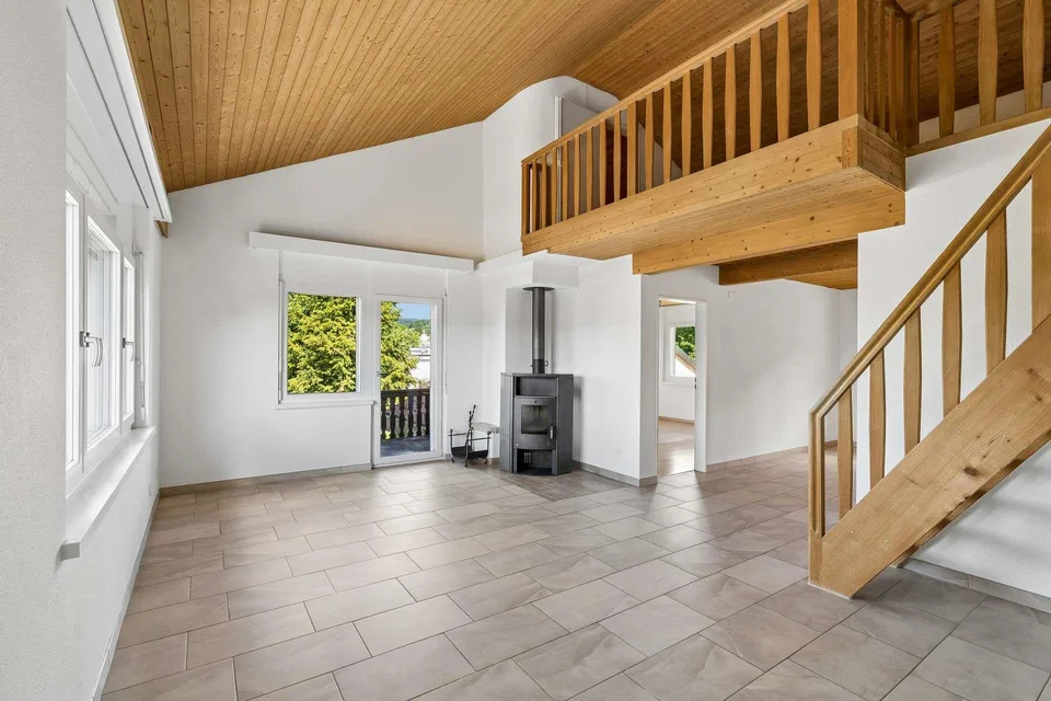 Zweifamilienhaus mit 5.5 und 4.5 Zimmerwohnung