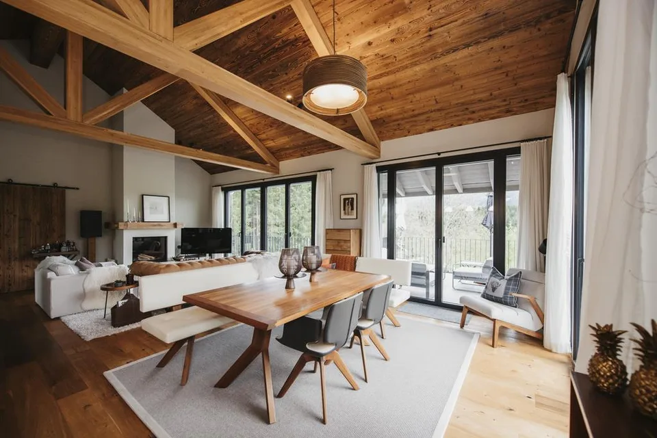 Exklusives Landhaus mit Privatsphäre, viel Land und Weitsicht
