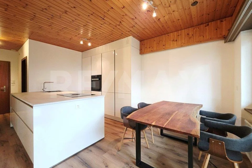 Heimelige 2.5 Zimmerwohnung mit Privatterrasse in Leuk-Stadt