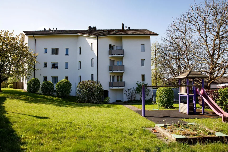 Grosszügige, gepflegte und ruhige 3.5 Zimmer-Eigentumswohnung