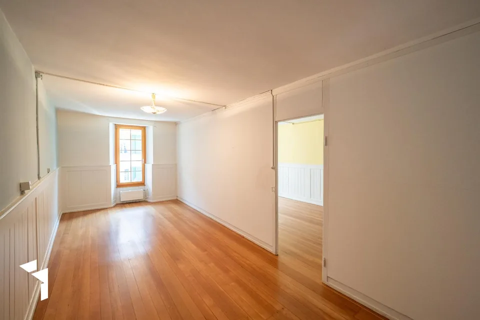 Fehr Immobilien - Wohn- und Gewerbeliegenschaft mit Renovationsbedarf – Foto 8 von 14
