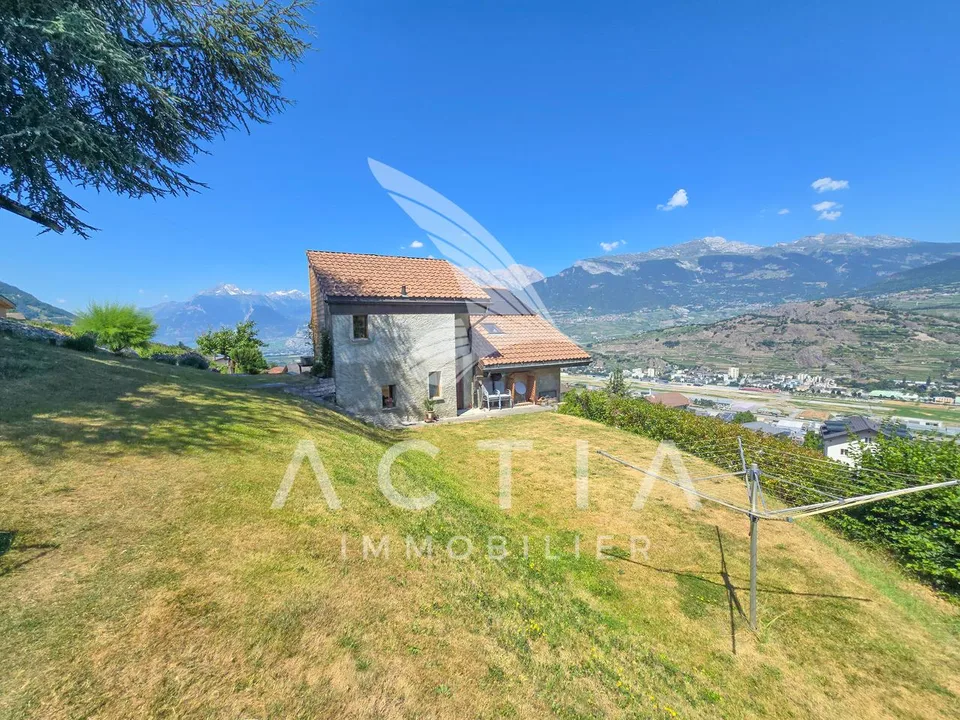 Maison sur 3'613 m2 de terrain avec fort potentiel de valorisation
