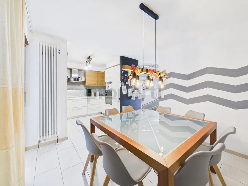 Das perfekte Haus für die Familie: Raum, Licht und Panorama (Seeblick)
