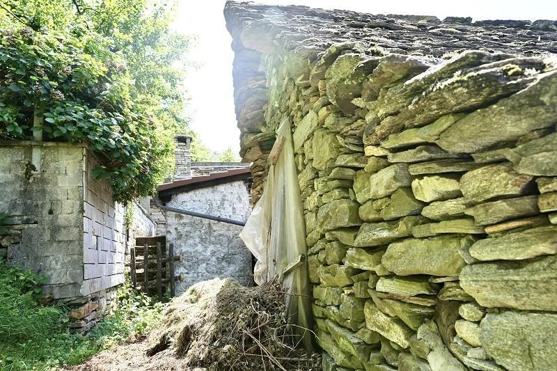 3-Zimmer-Rustico zum Ausbauen mit Garten, sehr ruhig und sonnig / r... – Foto 10 von 22