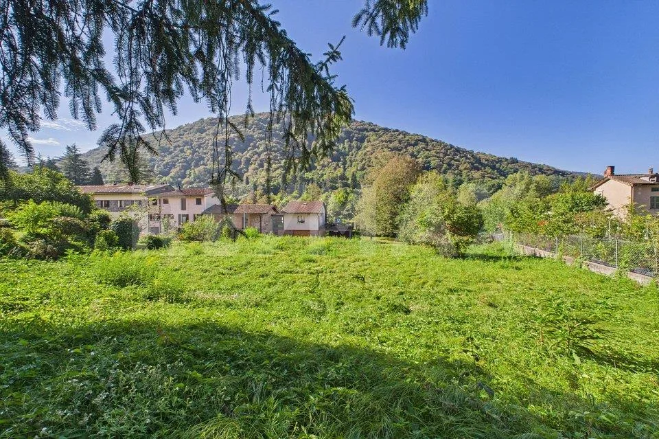 Terreno residenziale in zona verde e tranquilla a Tresa – Foto 11 von 13