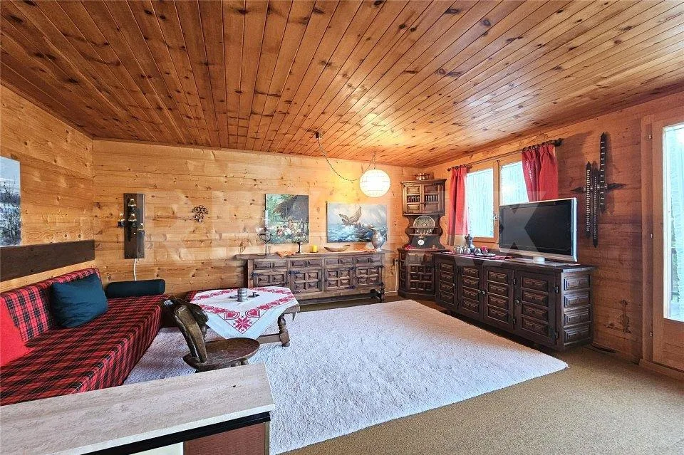 Idylle pur: Traumhaftes Chalet mit Panoramablick in Oberems