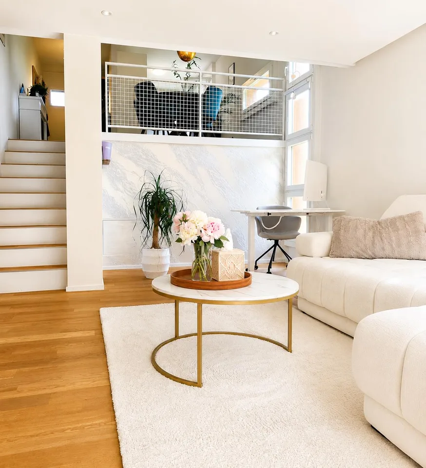 Exklusive Maisonette-Wohnung mit Galeriecharakter am Waldrand