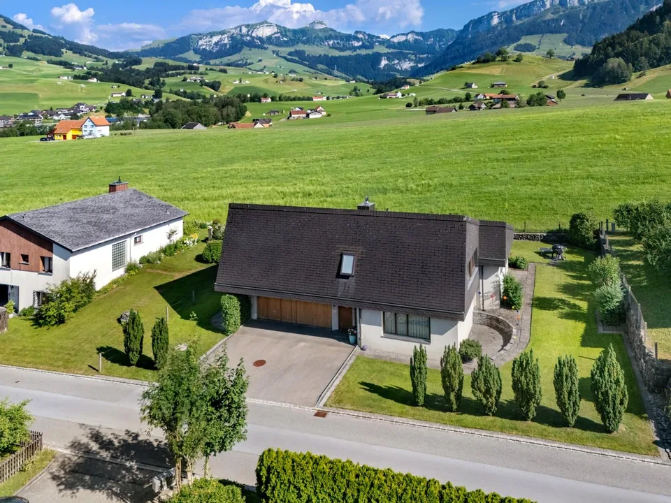 Einmalige Aussichtslage - 6.5‑Zimmer‑EFH in Appenzell