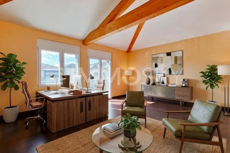 Spacieux bureau en duplex à Perroy