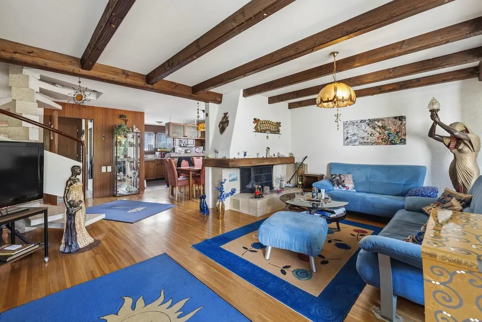 5.5-Zimmer-Doppeleinfamilienhaus mit Garten in Muttenz
