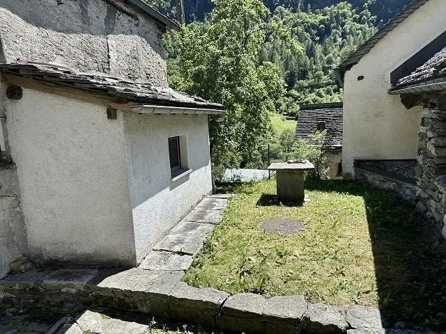 4-Zimmer-Dorfhaus mit Sitzplatz und Garten, sehr ruhig, sonnig, sch...