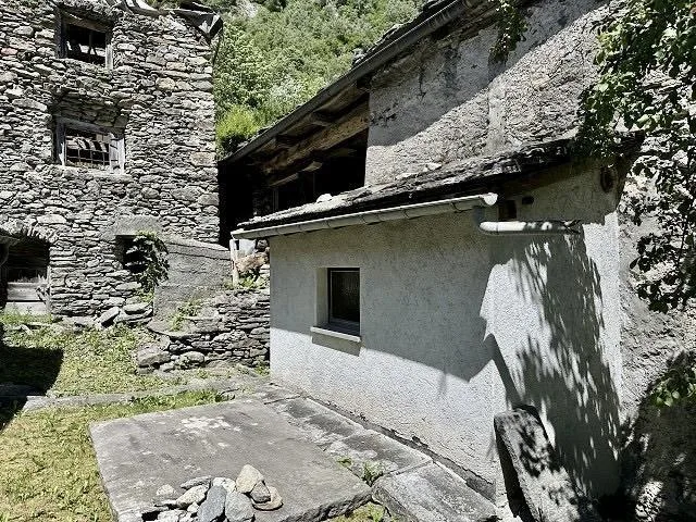 4-Zimmer-Dorfhaus mit Sitzplatz und Garten, sehr ruhig, sonnig, sch...