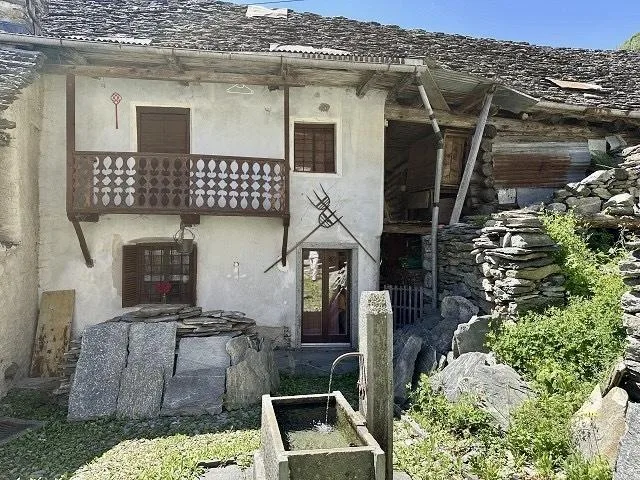 4-Zimmer-Dorfhaus mit Sitzplatz und Garten, sehr ruhig, sonnig, sch...