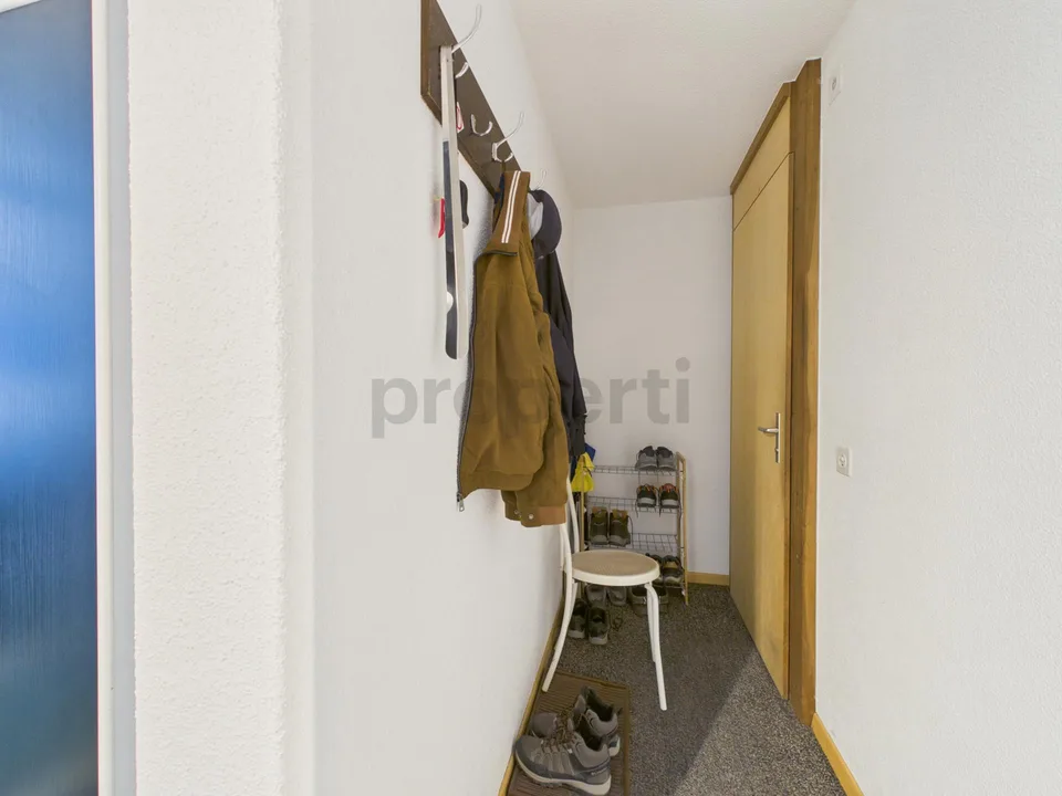 Prächtiges 2,5-Zimmer-Apartment mit Balkon in Aminona, Crans Montana