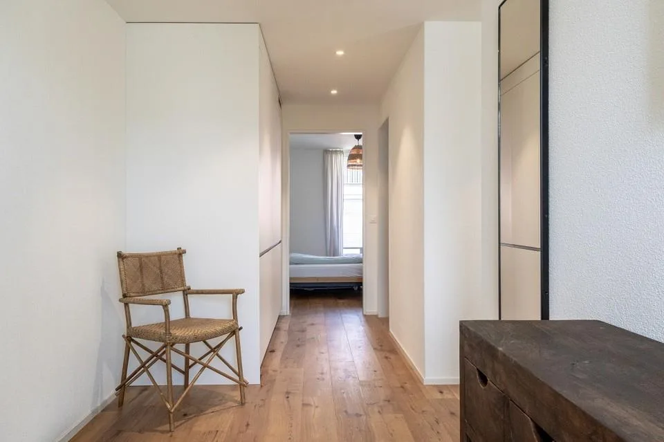 Lichtdurchflutete Moderne Wohnung mit Aussicht in Wetzikon – Foto 10 von 13