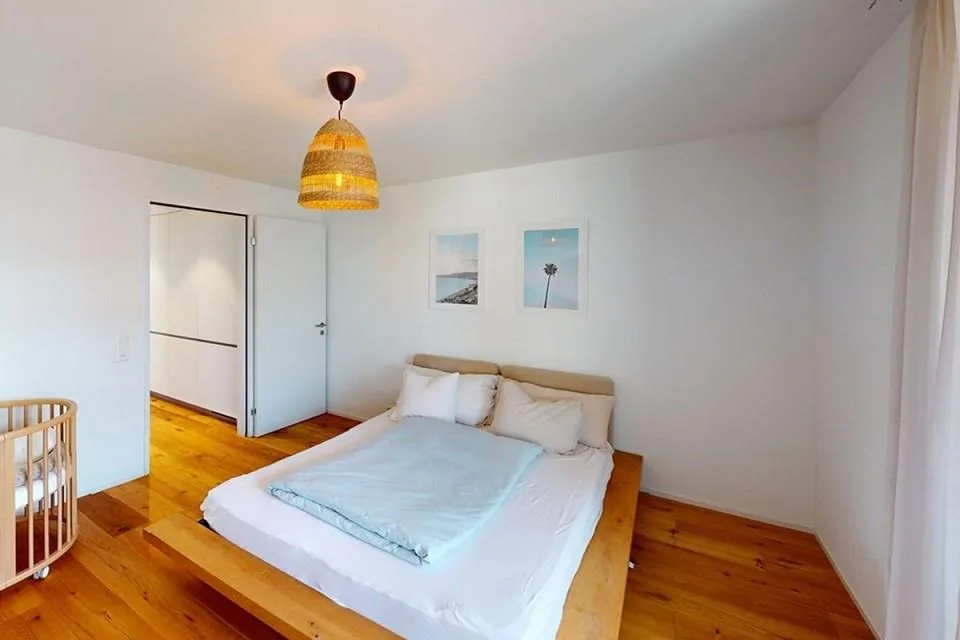 Lichtdurchflutete Moderne Wohnung mit Aussicht in Wetzikon – Foto 13 von 13