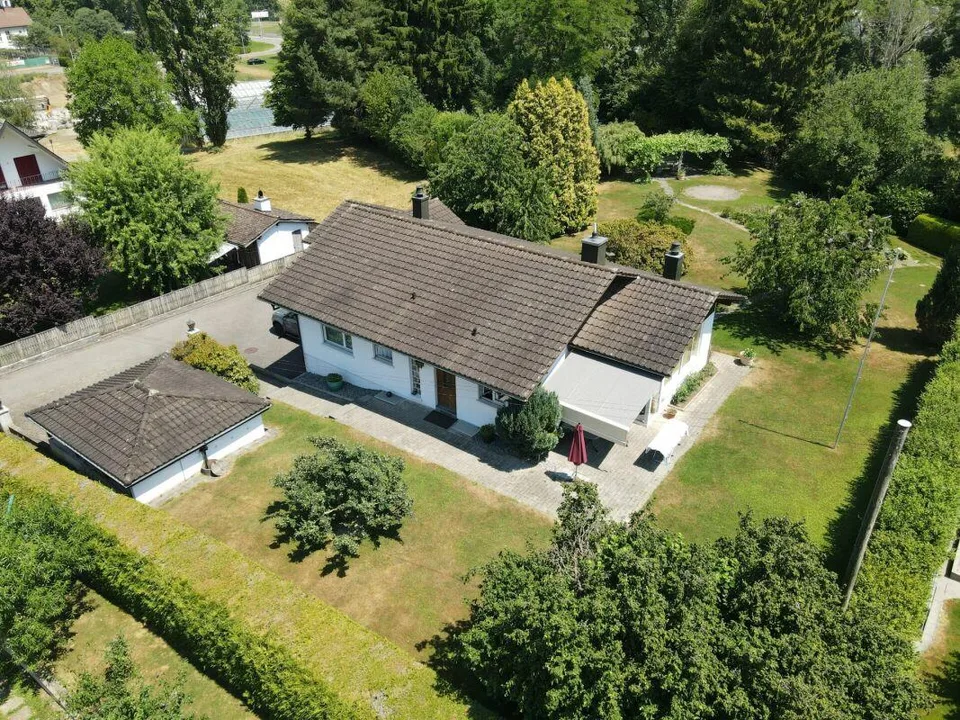 Ein Gartenparadies mit Einfamilienhaus: Natur, Raum und Lebensquali...