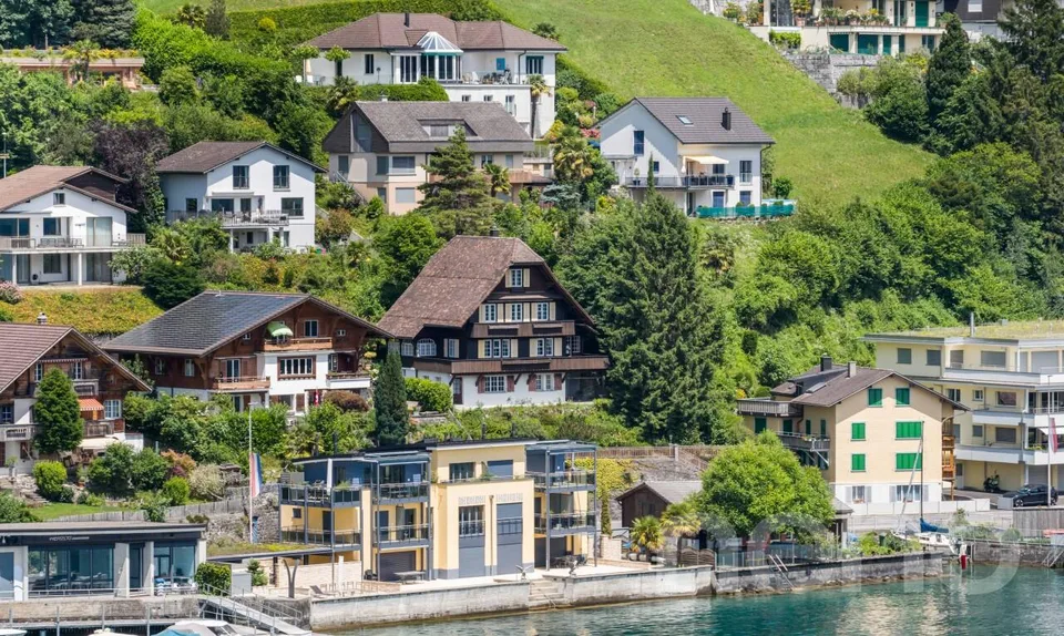 Einmalige Seeliegenschaft mit aussergewöhnlichem Entwicklungspotenzial