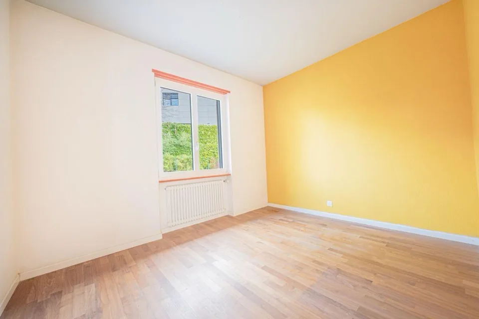 Spacious semi-detached house with unobstructed views and generous i... – photo 7 sur 17