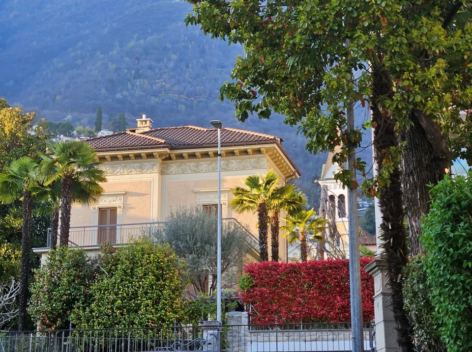 Charmante Dachwohnung mit Terrasse in einer historischen Villa | Pr... – foto 8 di 9