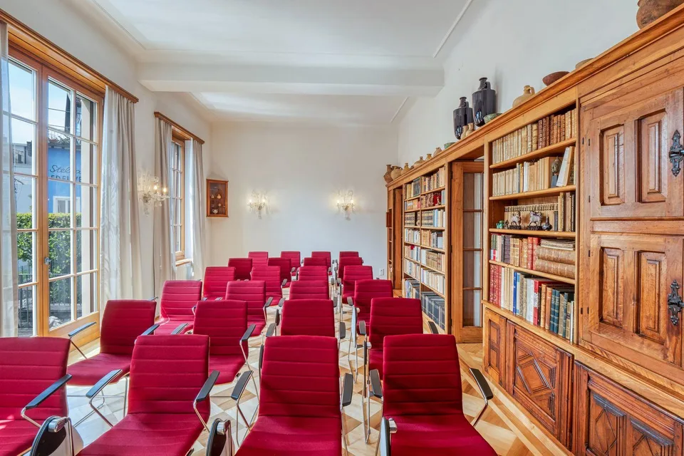 Charmante Dachwohnung mit Terrasse in einer historischen Villa | Pr... – foto 6 di 9