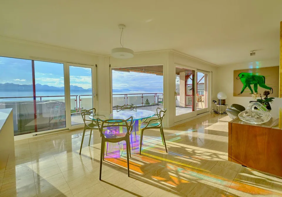 Duplex Vue Imprenable sur le lac au calme