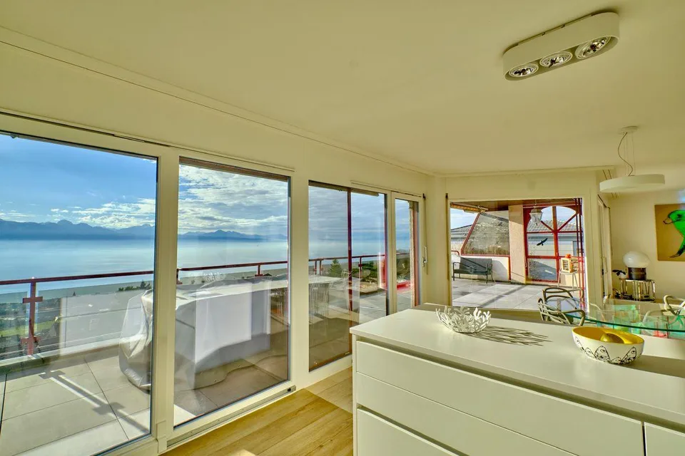 Duplex Vue Imprenable sur le lac au calme
