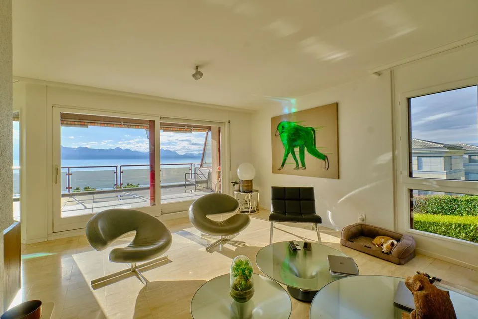Duplex Vue Imprenable sur le lac au calme