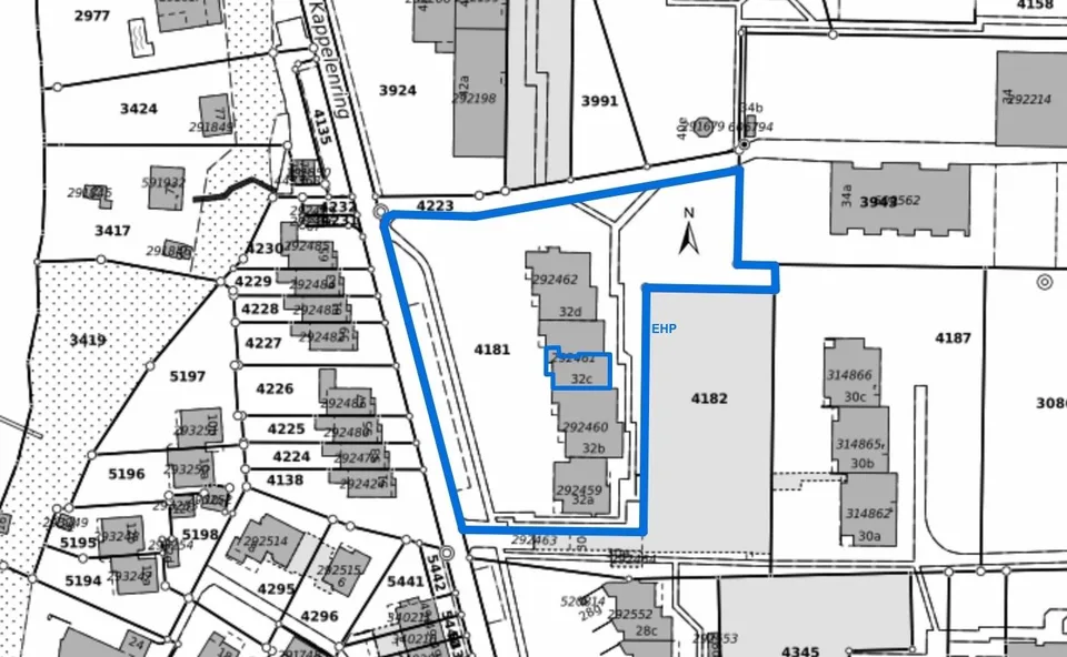 Grosszügige 5.5-Zimmerwohnung mit schöner Aussicht inkl. Einstellplatz