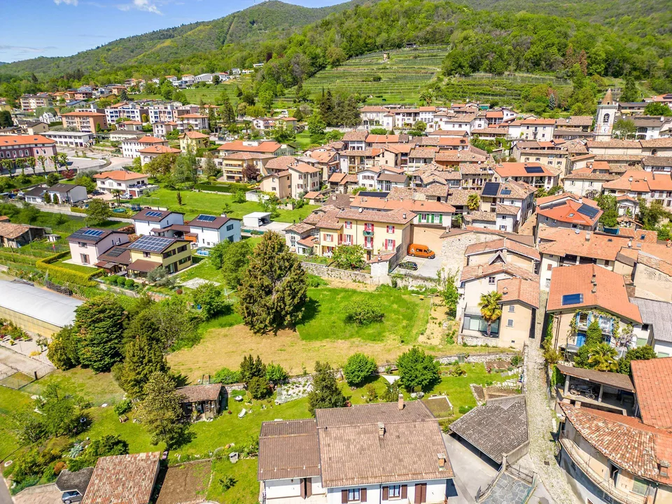 Terreno edificabile in pieno sole con progetto approvato