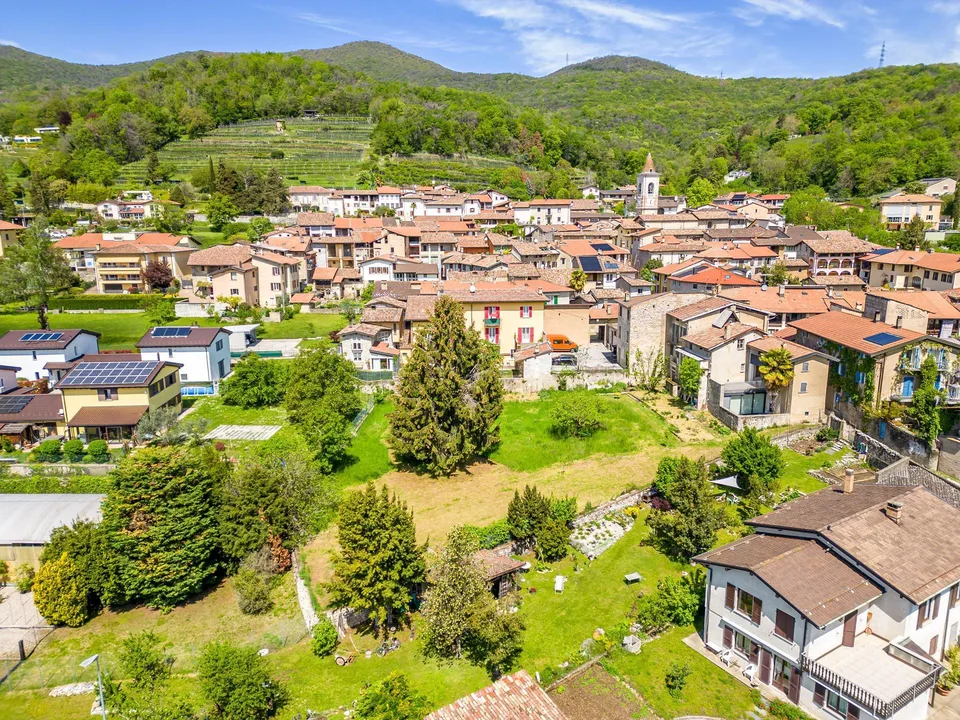 Terreno edificabile in pieno sole con progetto approvato