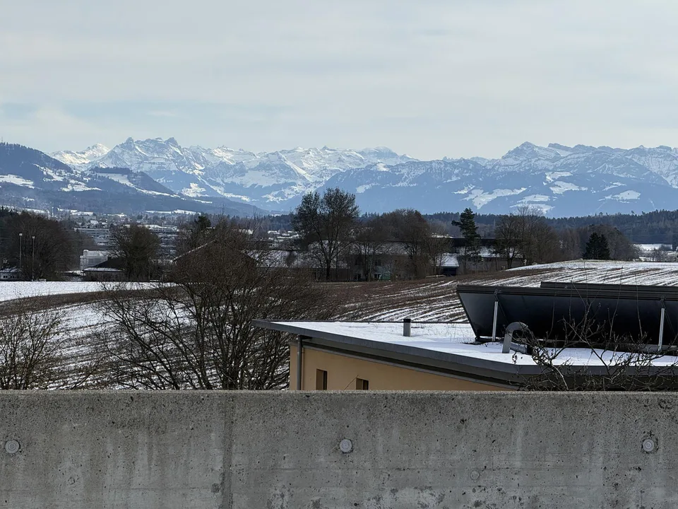 Grosszügiges Einfamilienhaus mit toller Aussicht