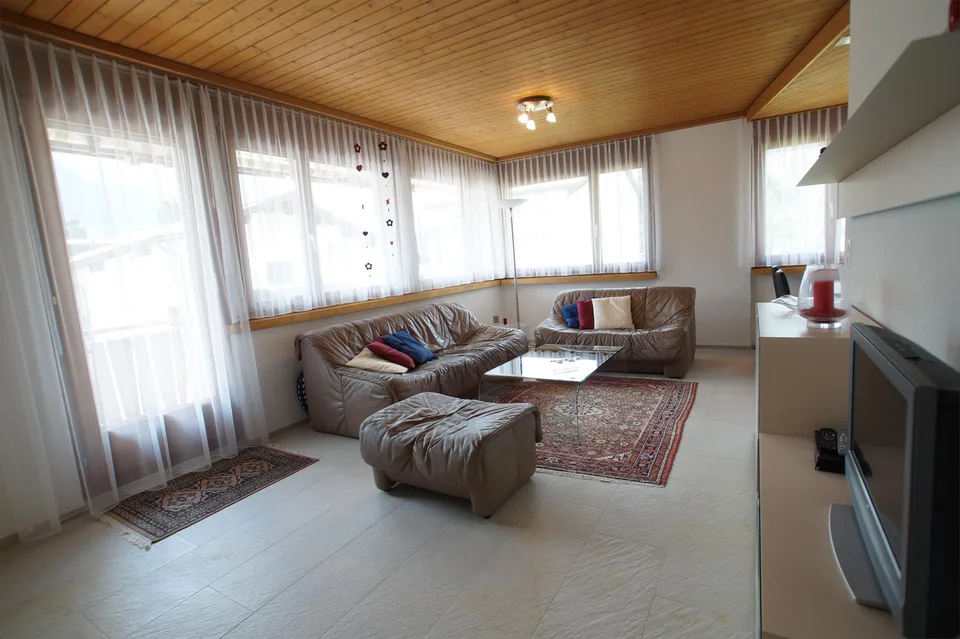 Traumhafte 2.5-Zimmer-Wohnung in Sedrun
