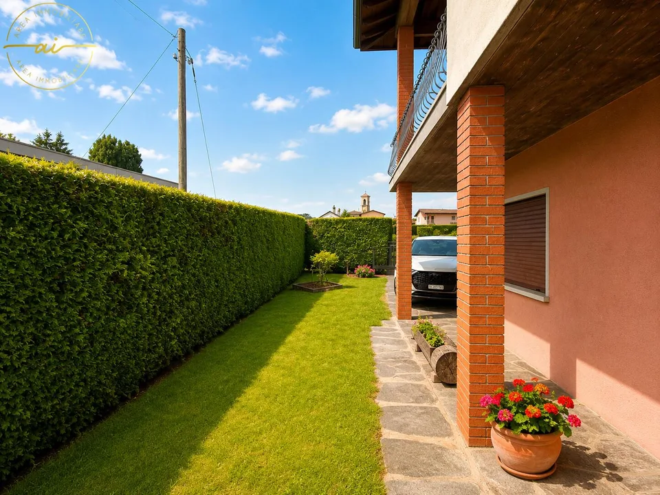 CASA INDIPENDENTE CON AMPIO TERRENO EDIFICABILE – photo 8 sur 13