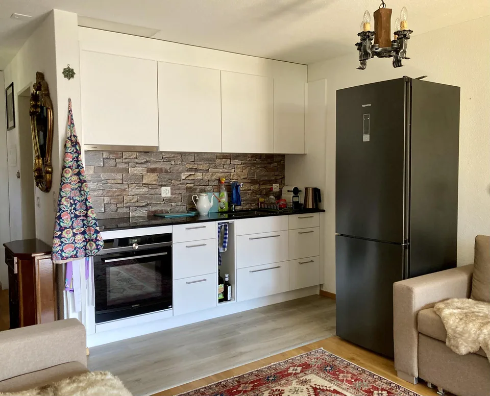 Helle Eck-Wohnung mit Süd-West-Balkon