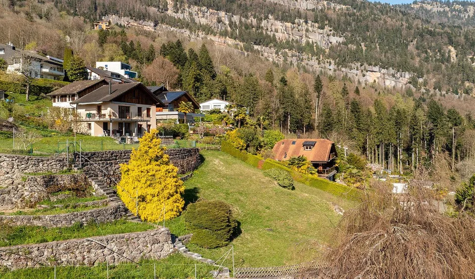 Traumhafte Aussichtslage mit See- und Bergpanorama an privilegierte...