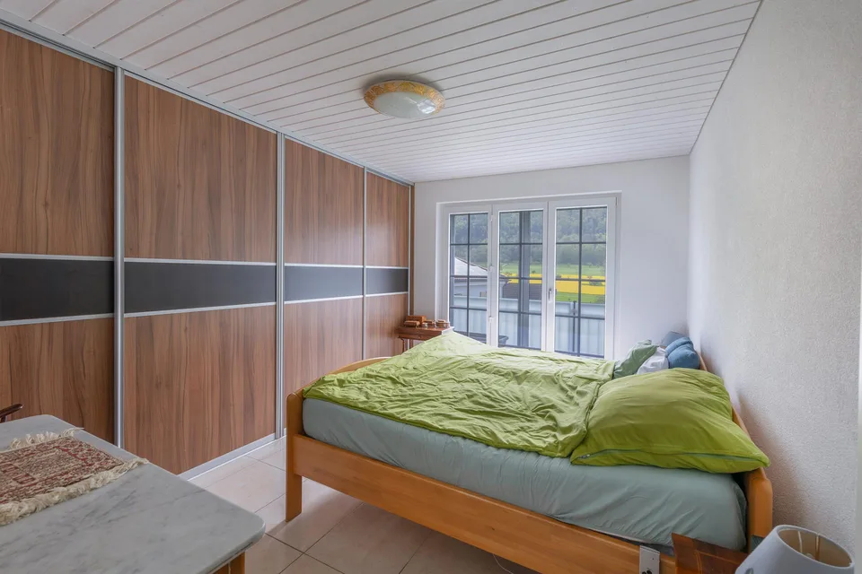 4.5 Zimmer Doppeleinfamilienhaus mit 2 zus. ausgebauten Zimmern im UG – foto 7 di 14