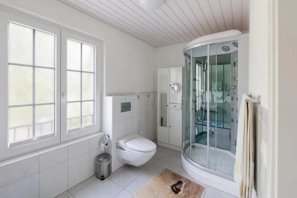 4.5 Zimmer Doppeleinfamilienhaus mit 2 zus. ausgebauten Zimmern im UG – foto 11 di 14