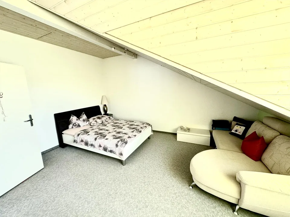 Maison jumelée de 7,5 pièces charmante à Gossau SG – photo 8 sur 9