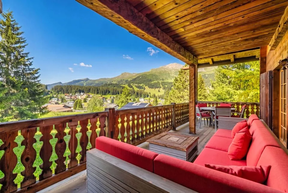 Parpan: Ferienhaus am Waldrand mit viel Privatsphäre